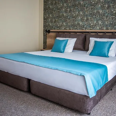 Martina 3* ネセバル