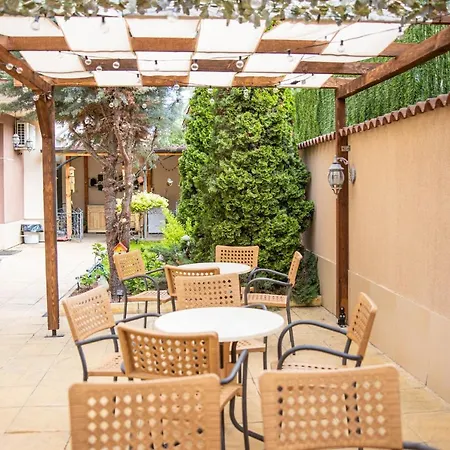 Martina 招待所 内塞伯尔